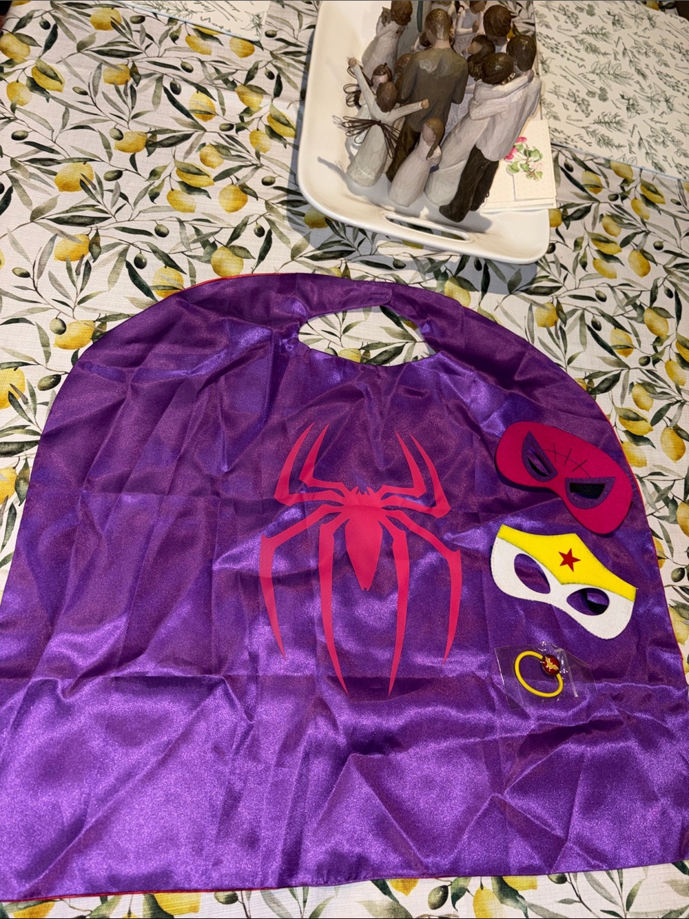 Reversible Kids Superhero Cape and Mask Set: Spider-Girl and Wonder Woman Y 3-10